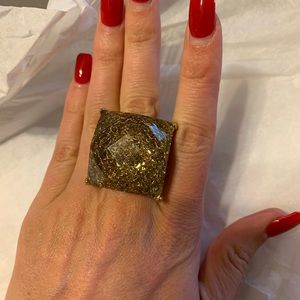 Bebe ring